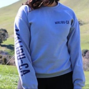 crew neck sweatshirt